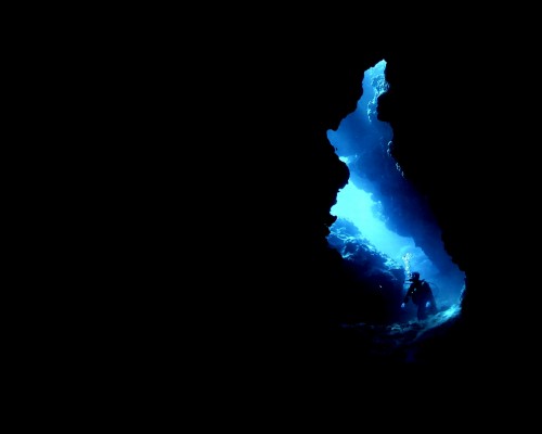 blu (1).jpg (117 KB)